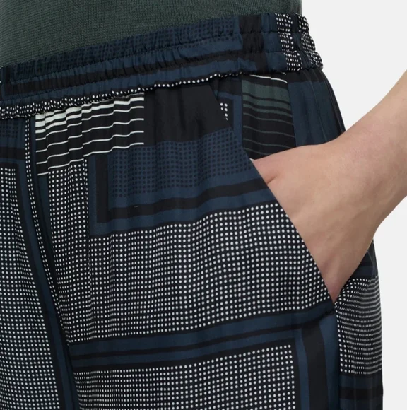 Closed Wide Pants - Winona